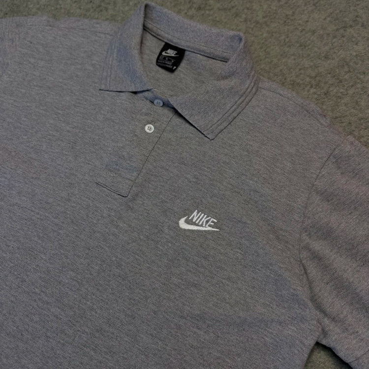 Camiseta NK Polo Sportwear Cinza