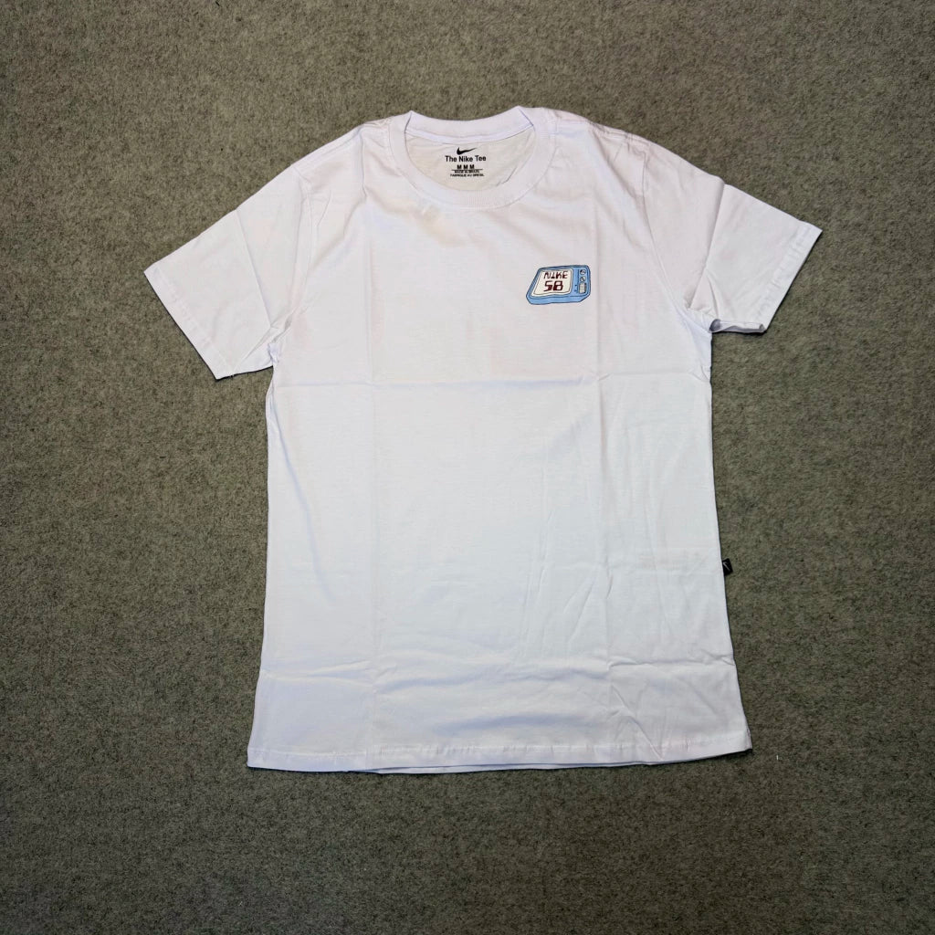 Camiseta NK SB Rádio Branca