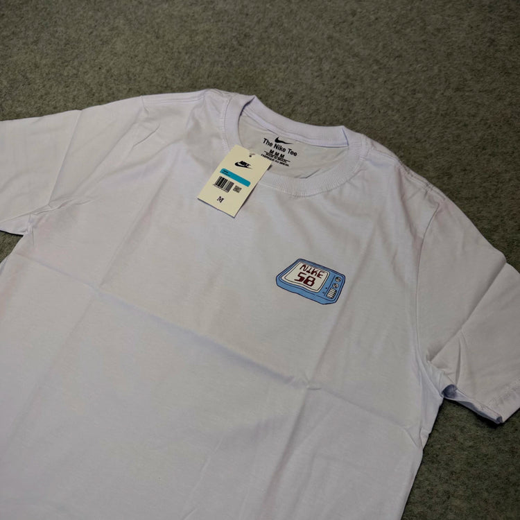 Camiseta NK SB Rádio Branca