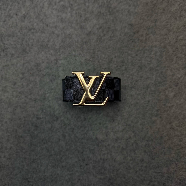 Cinto LV Preto / Dourado