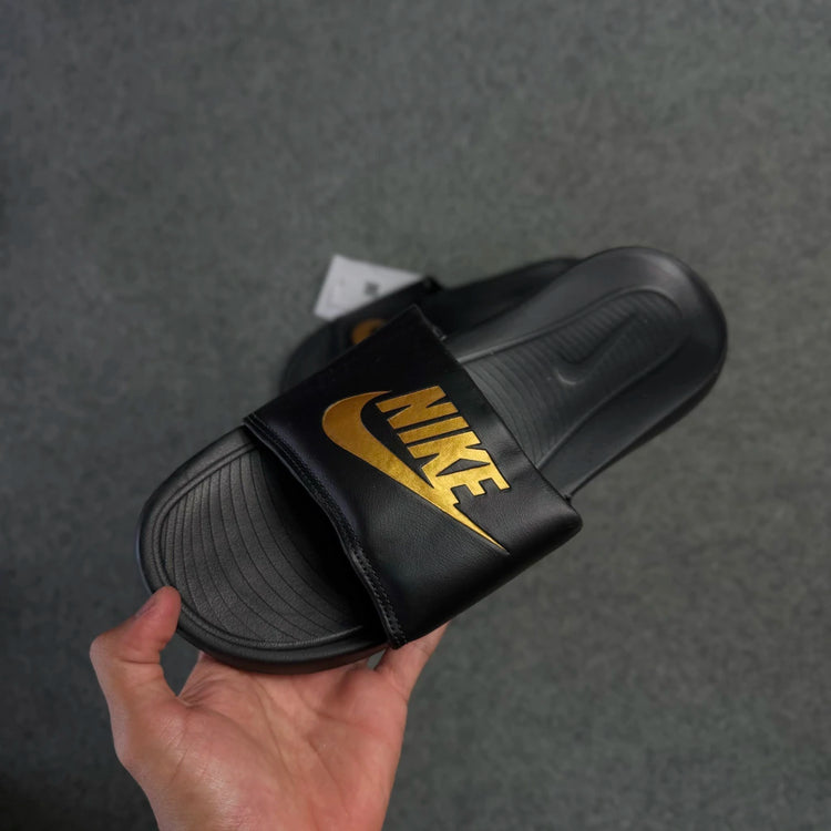 Slide NK Victory Gold