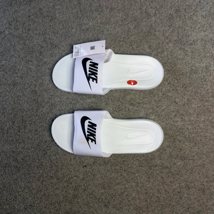 Slide Victory NK White