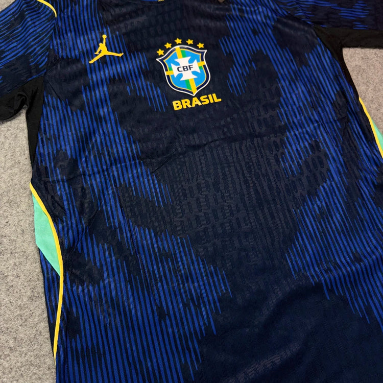 Camiseta 2 CBF Modelo Jogador