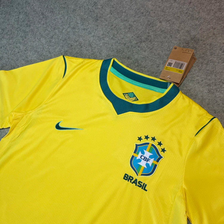 Camiseta CBF 1.1 Tailandesa Torcedor