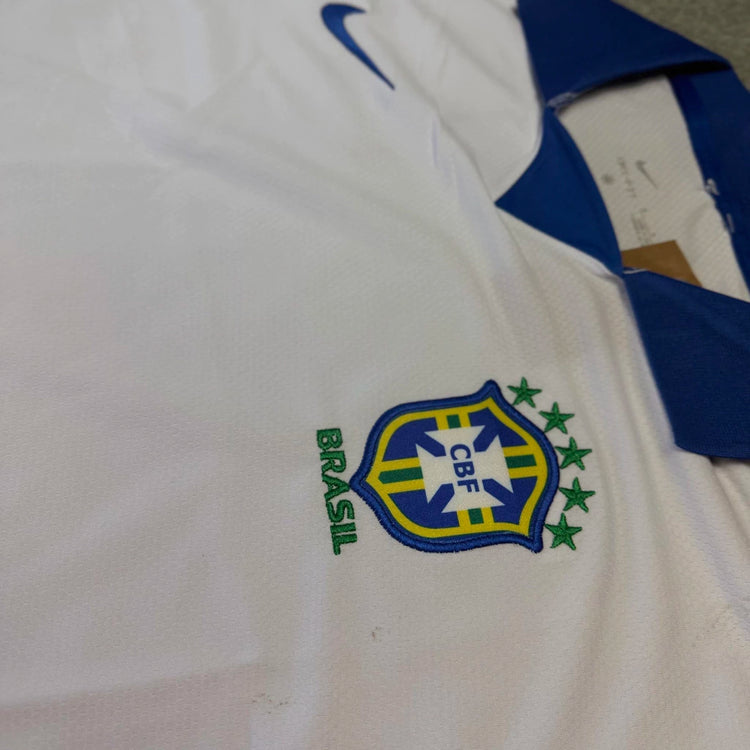 Camiseta CBF gola polo white